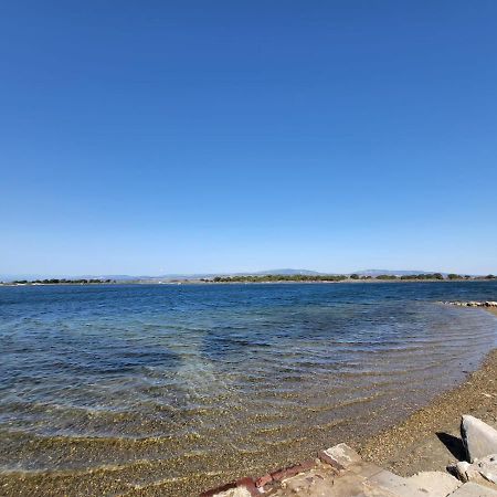 Petite Maison De Vacances Au Bord De L'Eau Leucate Eksteriør billede